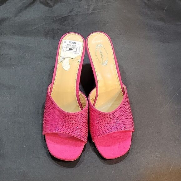 BRAND NEW ATALINA STUDDED EMBELLISHMENTS OPEN TOE SLIP-ON WOMEN"S SANDAL - Picture 3 of 16